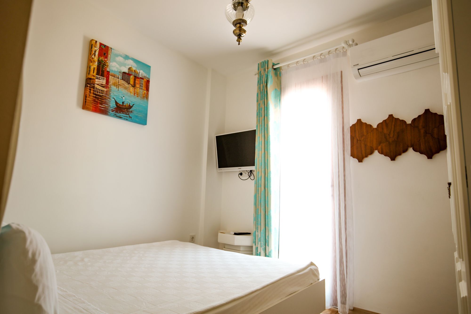 Menendi Otel Foça Exteriör bild