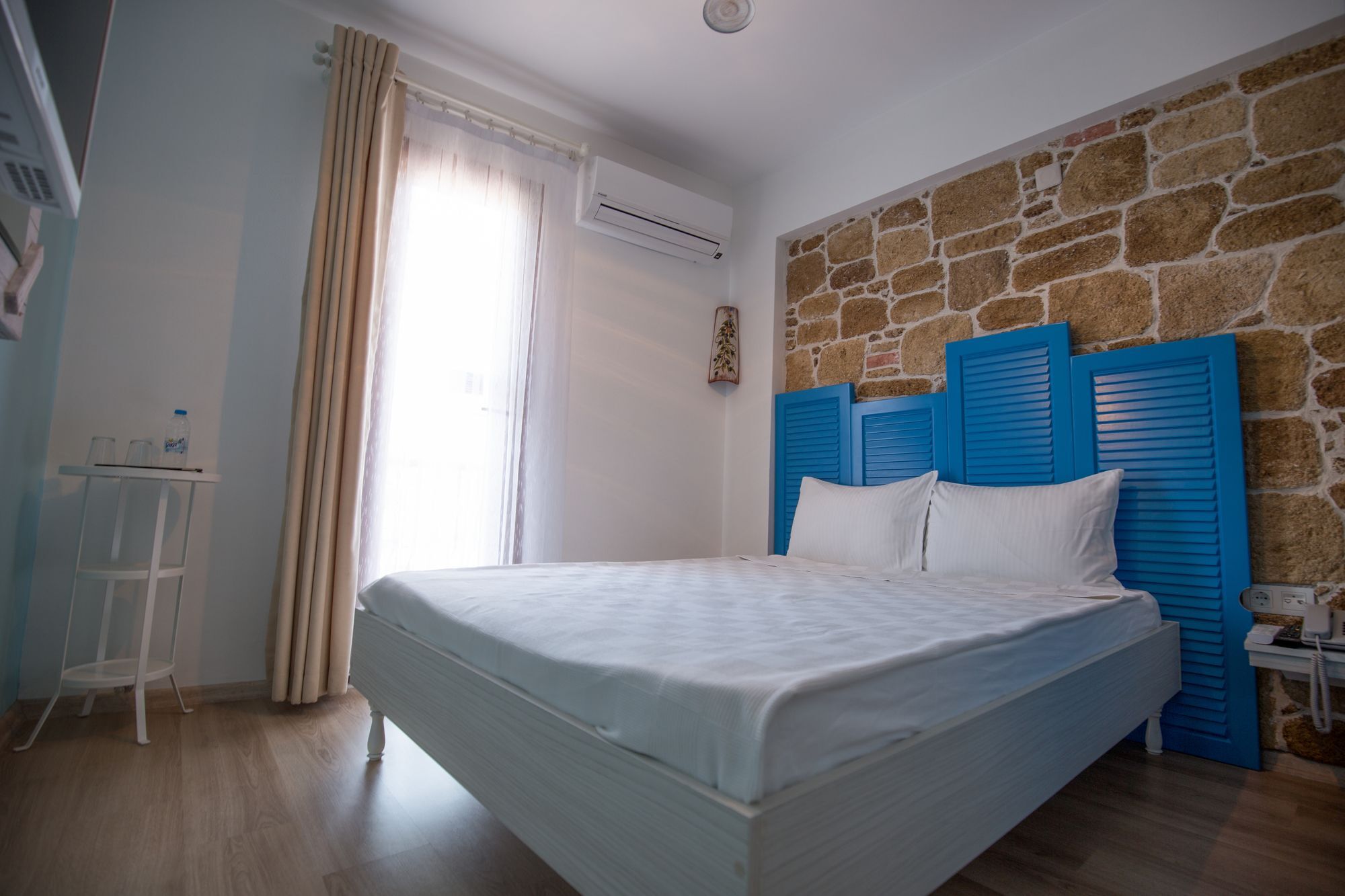 Menendi Otel Foça Exteriör bild
